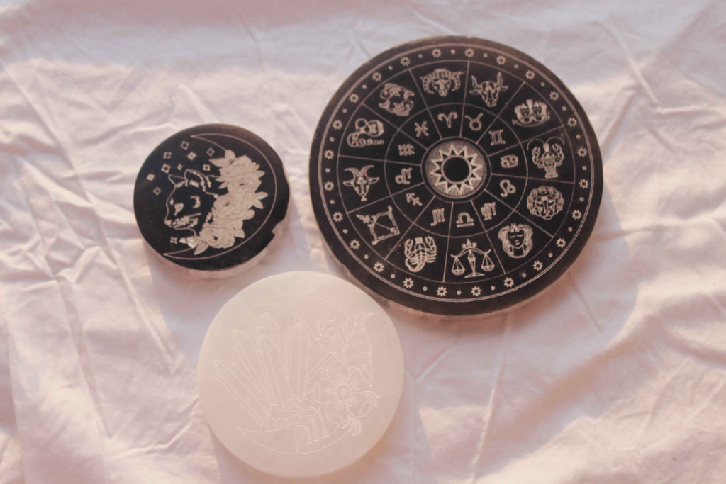 Selenite Crystal Crescent Moon Plate – Crystal Charging & Cleansing Altar Disc